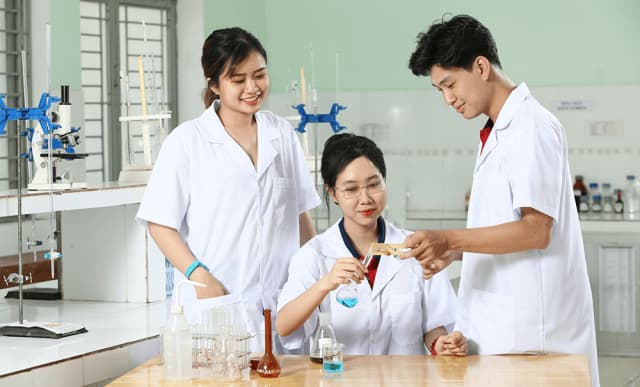 Tổng hợp các tiêu chí chọn trường Cao đẳng Dược TPHCM