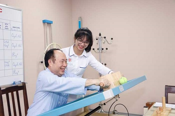 Những yếu tố ảnh hưởng đến điểm chuẩn ngành Phục hồi chức năng